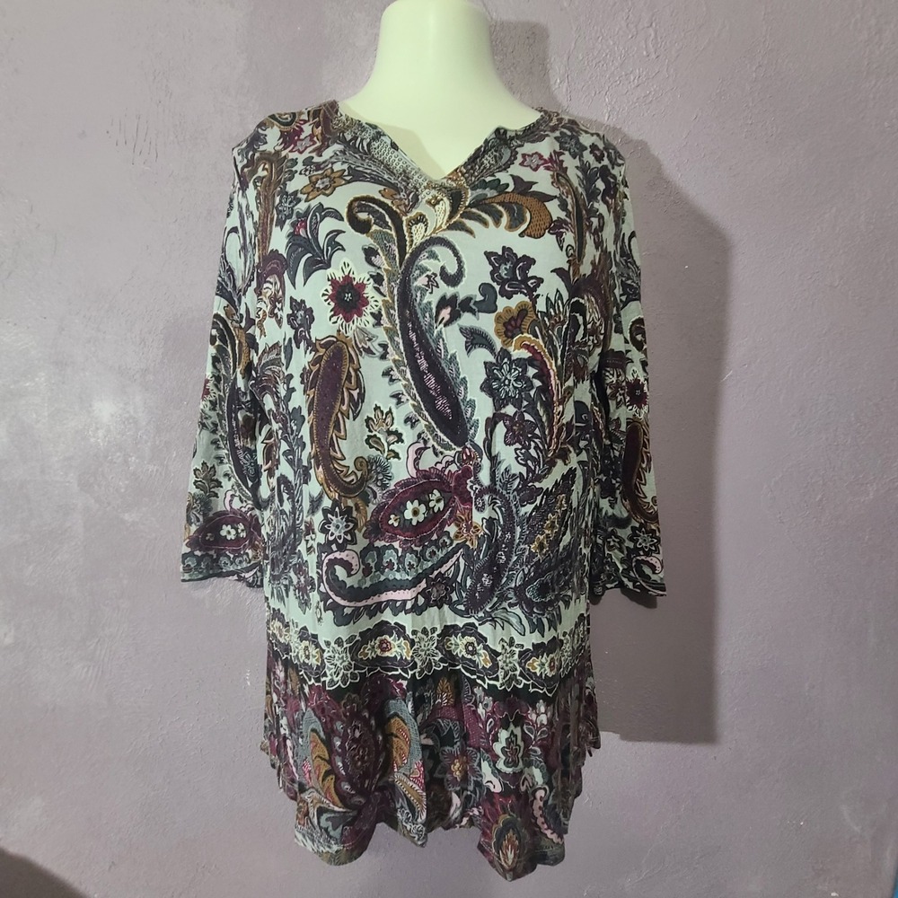 White Stag Tunic Top Women XL Soft Blue Purple Paisley Sequin V-Neck WL33311